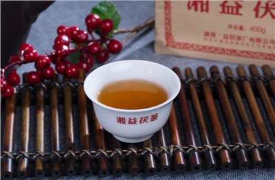 金龍茶業